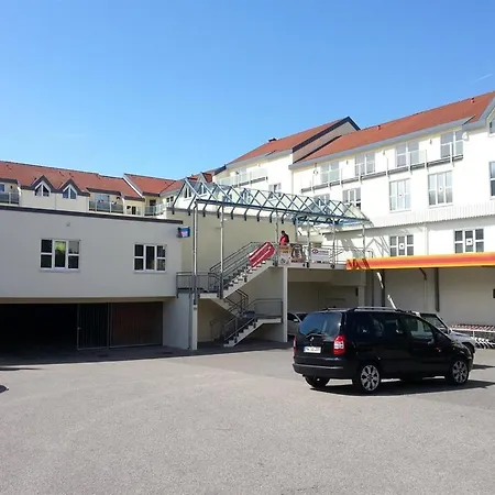 Bauer 2* Limabach - Oberfrohna